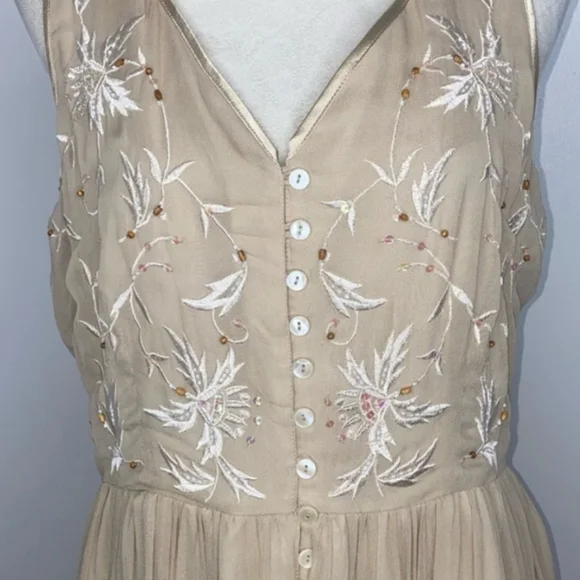 By Together Beaded Button Front Embroidered Floral Maxi Dress Size 16 NWT - Picture 6 of 10